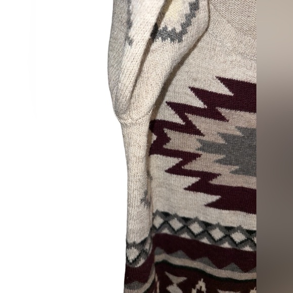 American Eagle Outfitters Size Medium Wool Blend Native American Aztec Sweater - Picture 4 of 9